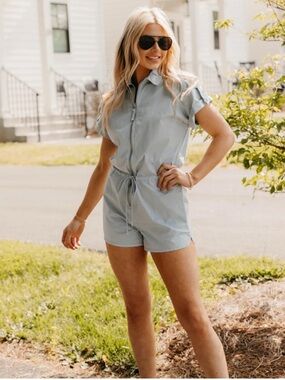 Pistola Meg Zip Front Romper Sky Blue Size Small
